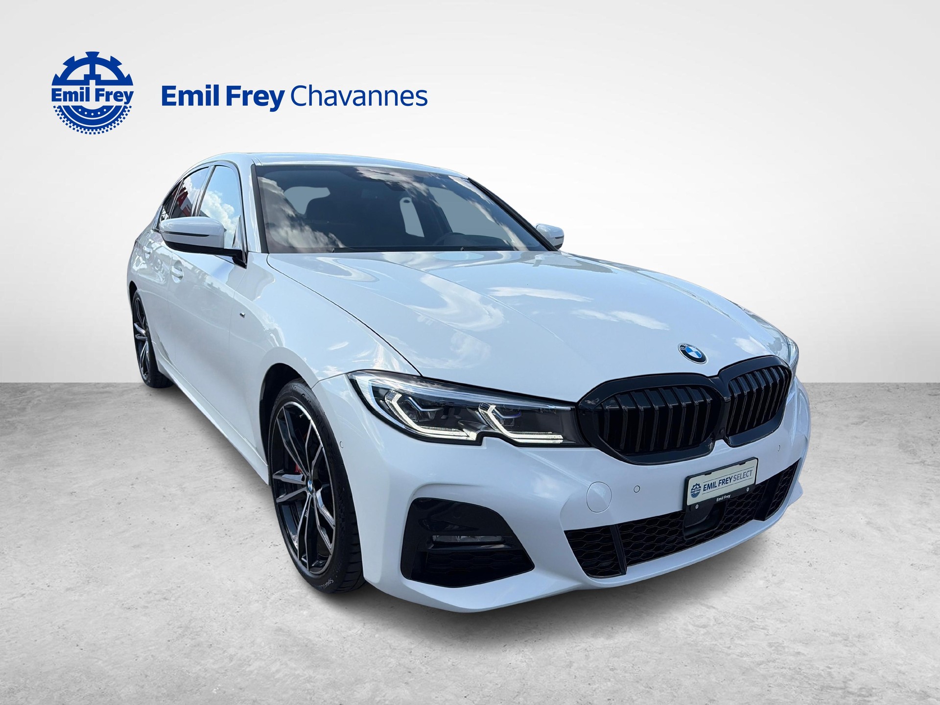 BMW 330i xDrive SAG M Sport-image-0