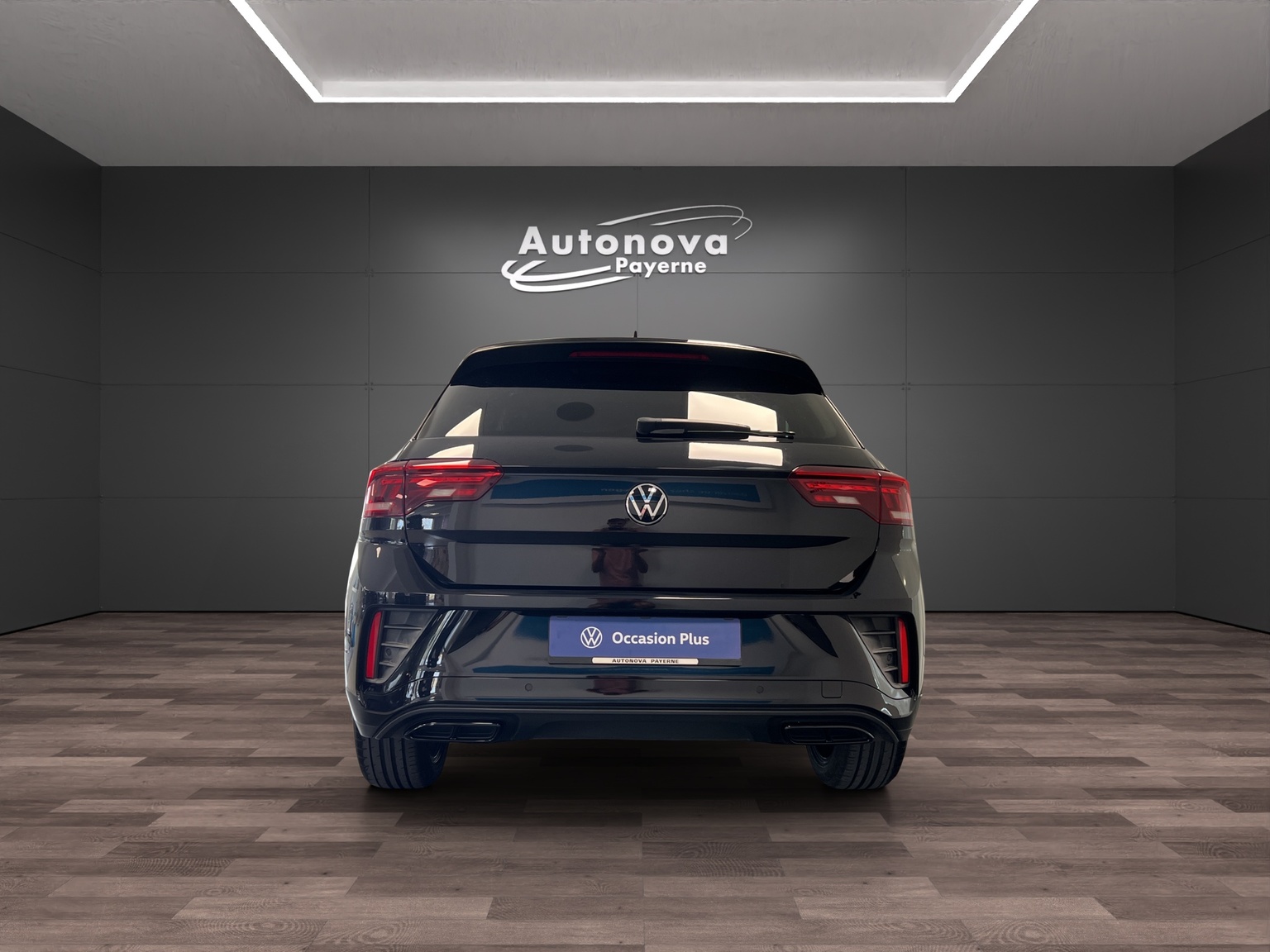 VW T-Roc 2.0 TSI R-Line DSG 4Motion-image-4