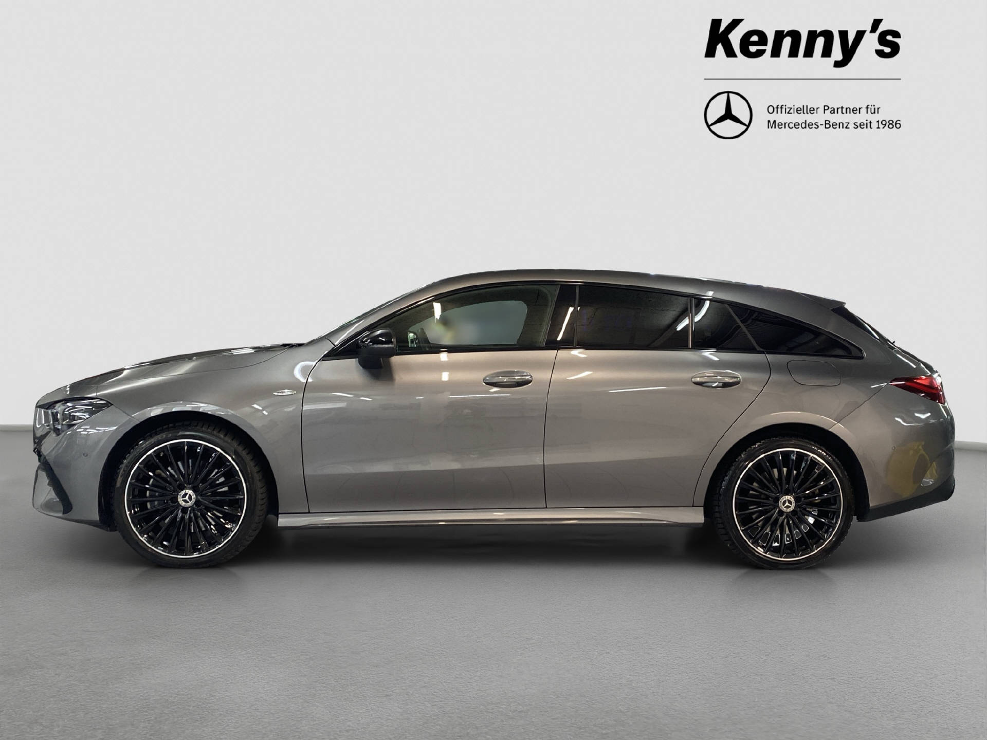 MERCEDES-BENZ CLA 250e AMG Line Shooting Brake-image-3