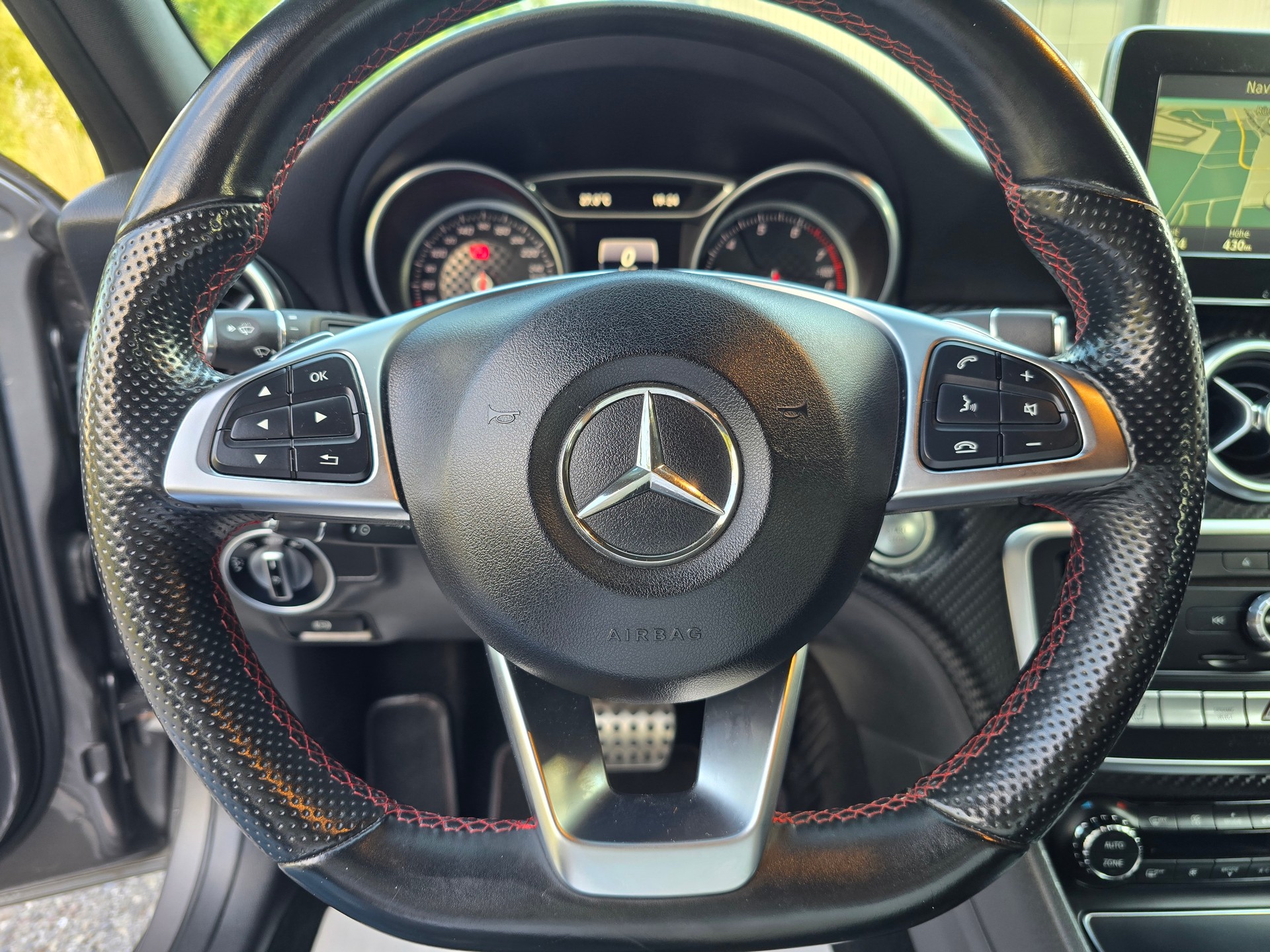 MERCEDES-BENZ A 250 AMG Line 4Matic 7G-DCT-image-20