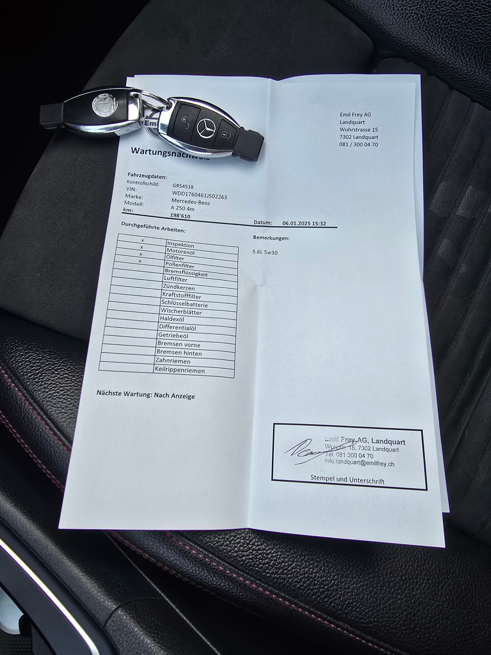 MERCEDES-BENZ A 250 AMG Line 4Matic 7G-DCT-image-24