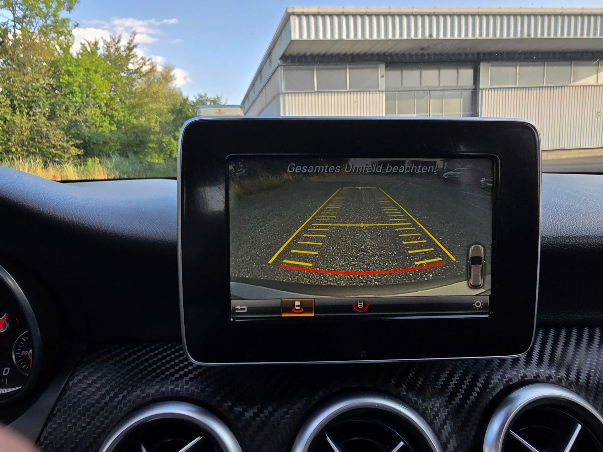 MERCEDES-BENZ A 250 AMG Line 4Matic 7G-DCT-image-22