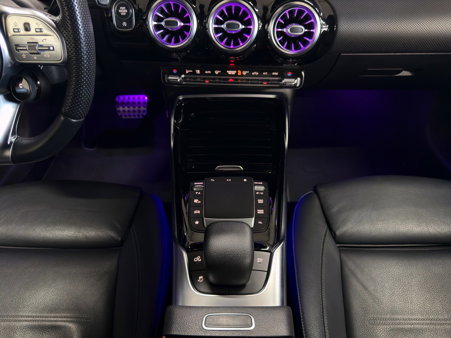 MERCEDES-BENZ CLA 45 AMG 4Matic+ 8G-DCT-image-17