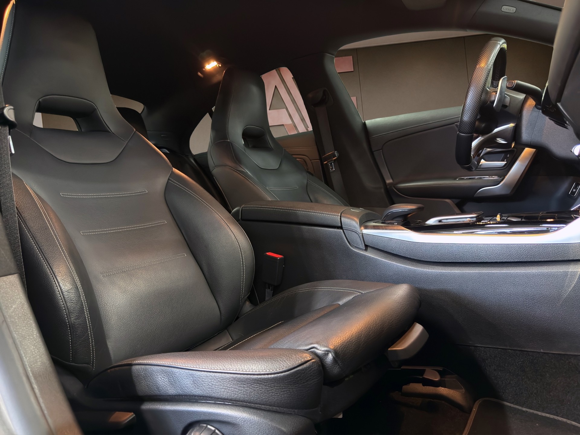 MERCEDES-BENZ CLA 45 AMG 4Matic+ 8G-DCT-image-13