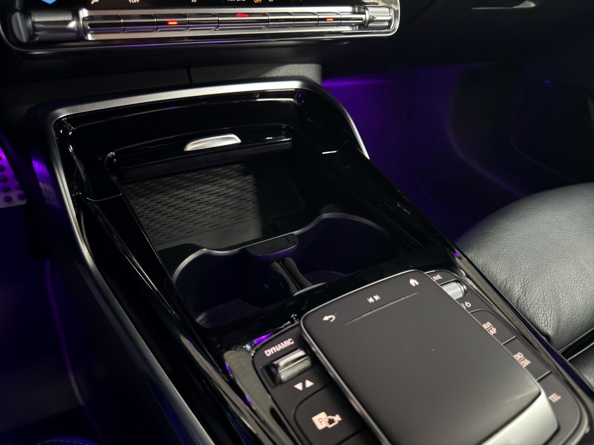 MERCEDES-BENZ CLA 45 AMG 4Matic+ 8G-DCT-image-23