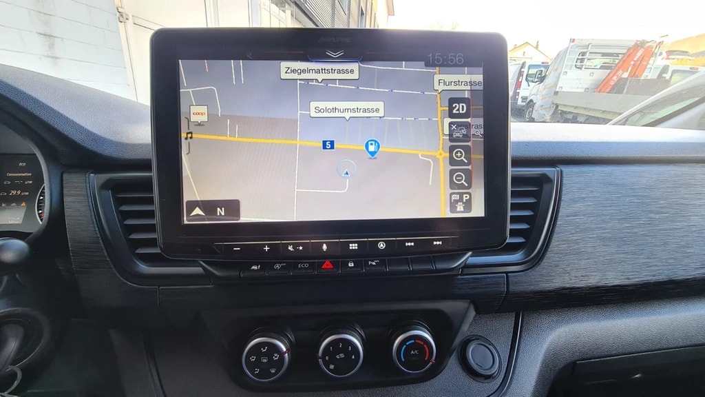 RENAULT Trafic 2.0 Blue dCi 150 Advance L2H2 EN ** 150 PS ** 3-Plätzer ** Gr-Navi ** RF-Kamera ** Anh-Kupplung ** Modell 2023 **-image-9