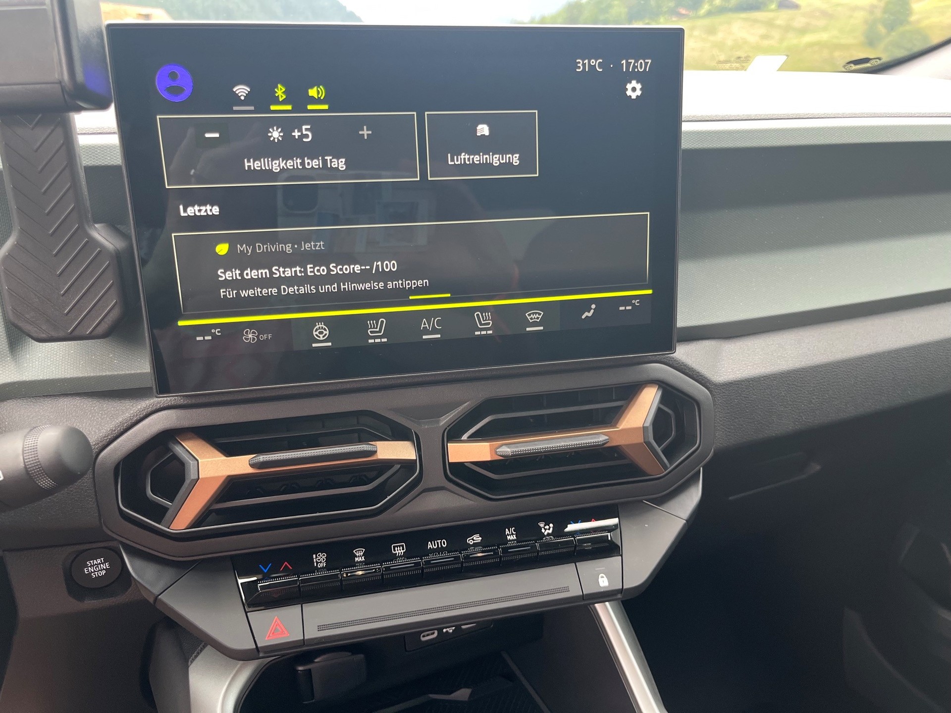 DACIA Bigster TCe Hybrid 150 48V Extreme 4x4-image-15