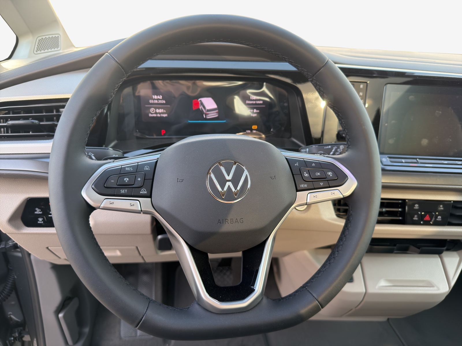 VW Multivan 1.5 eHybrid 4Motion DSG-image-9