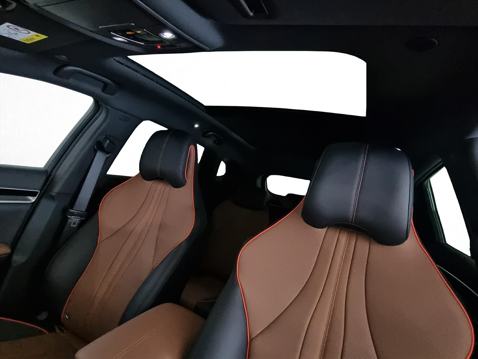 BYD Seal U DM-i Comfort FWD-image-12
