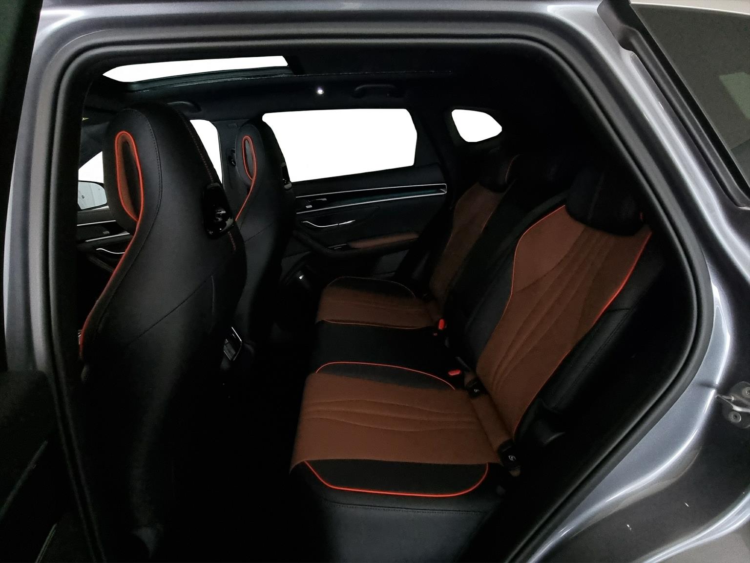 BYD Seal U DM-i Comfort FWD-image-6