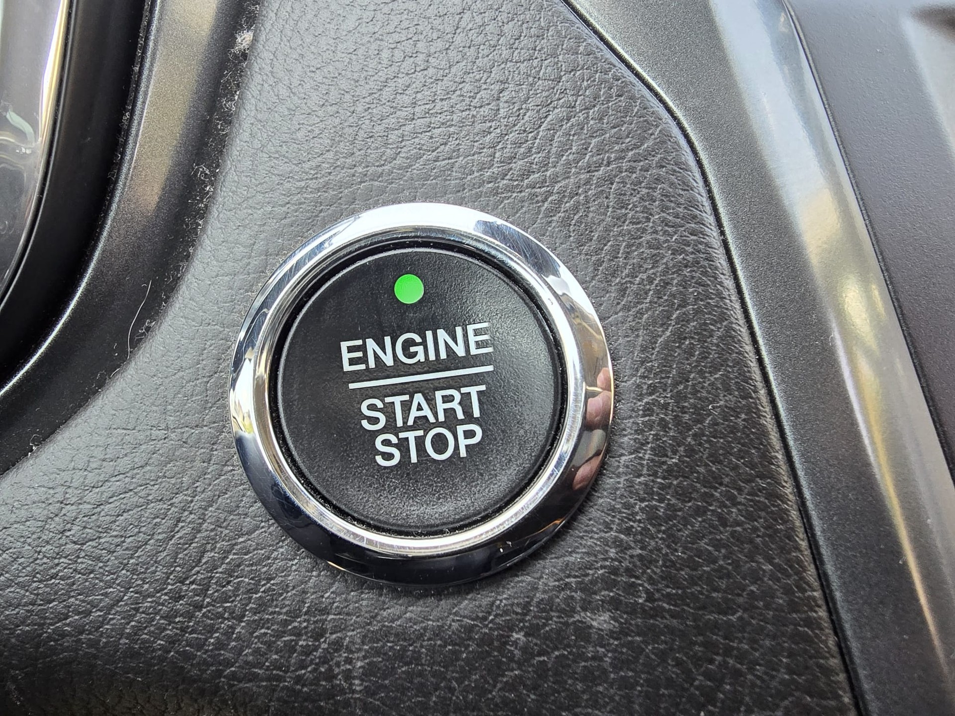 FORD Mondeo 2.0 TDCi Titanium AWD PowerShift-image-12