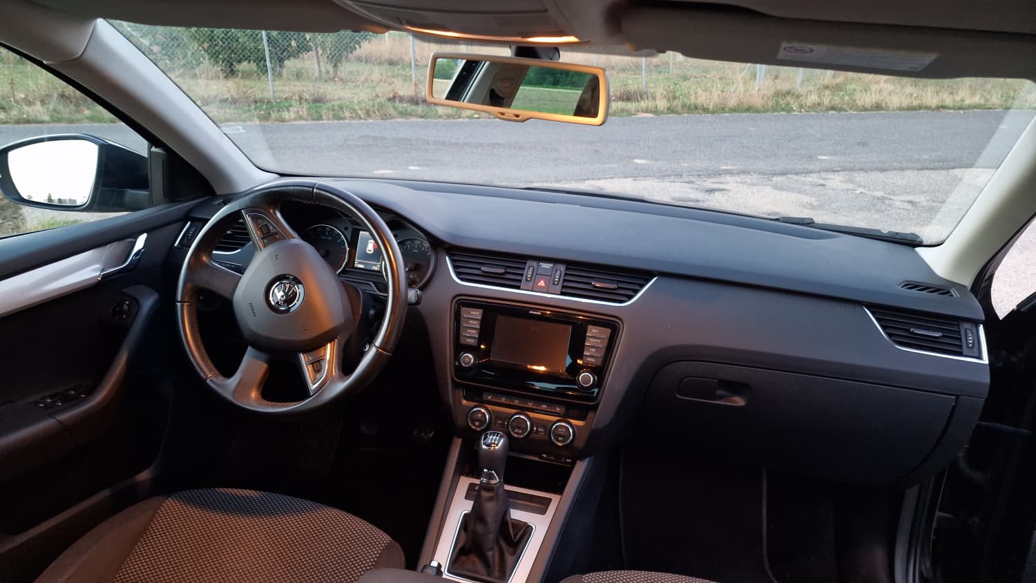 SKODA 2.0 TDI 150 Ambition-image-3