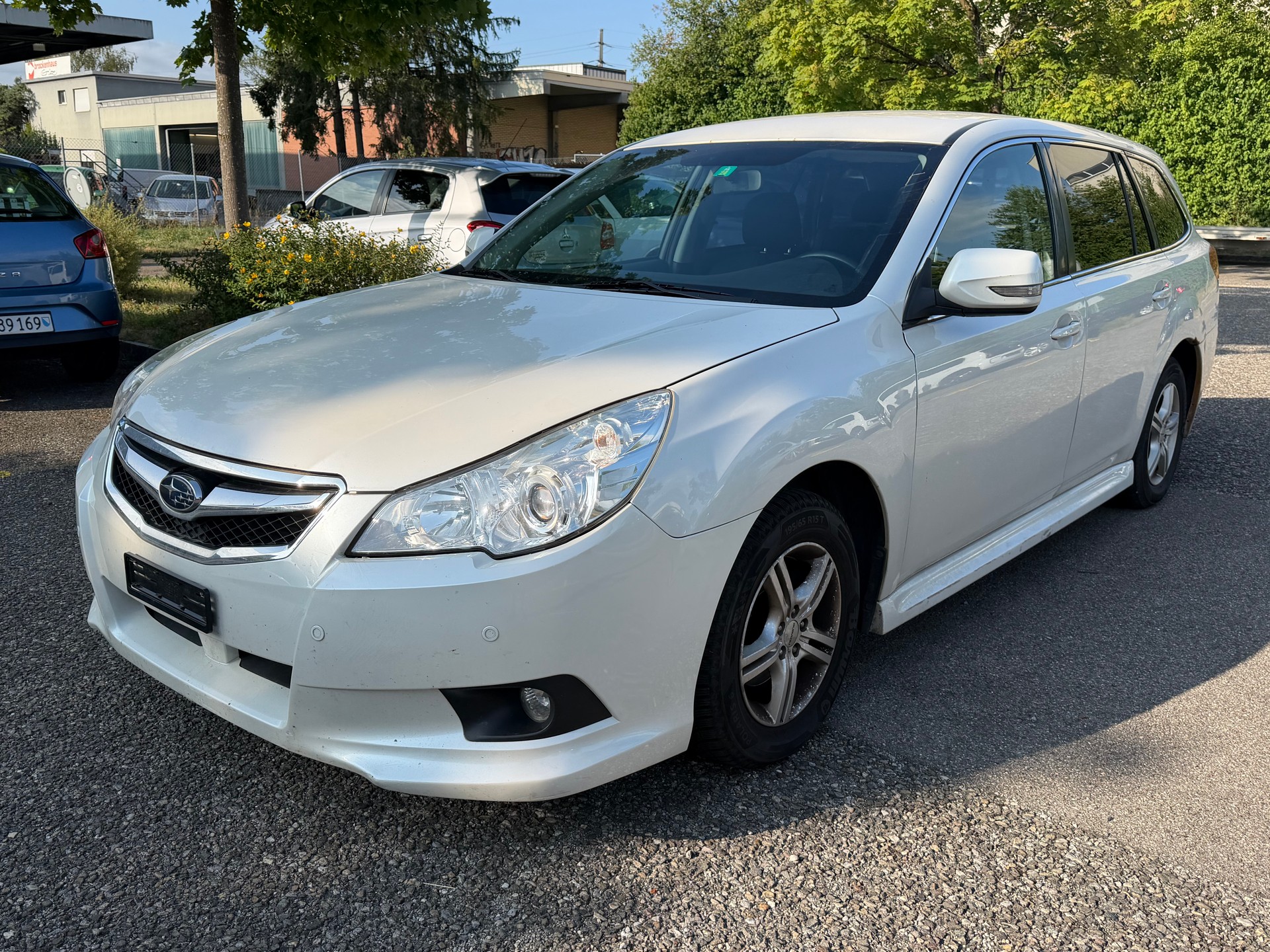 SUBARU Legacy 2.0i Swiss AWD-image-0