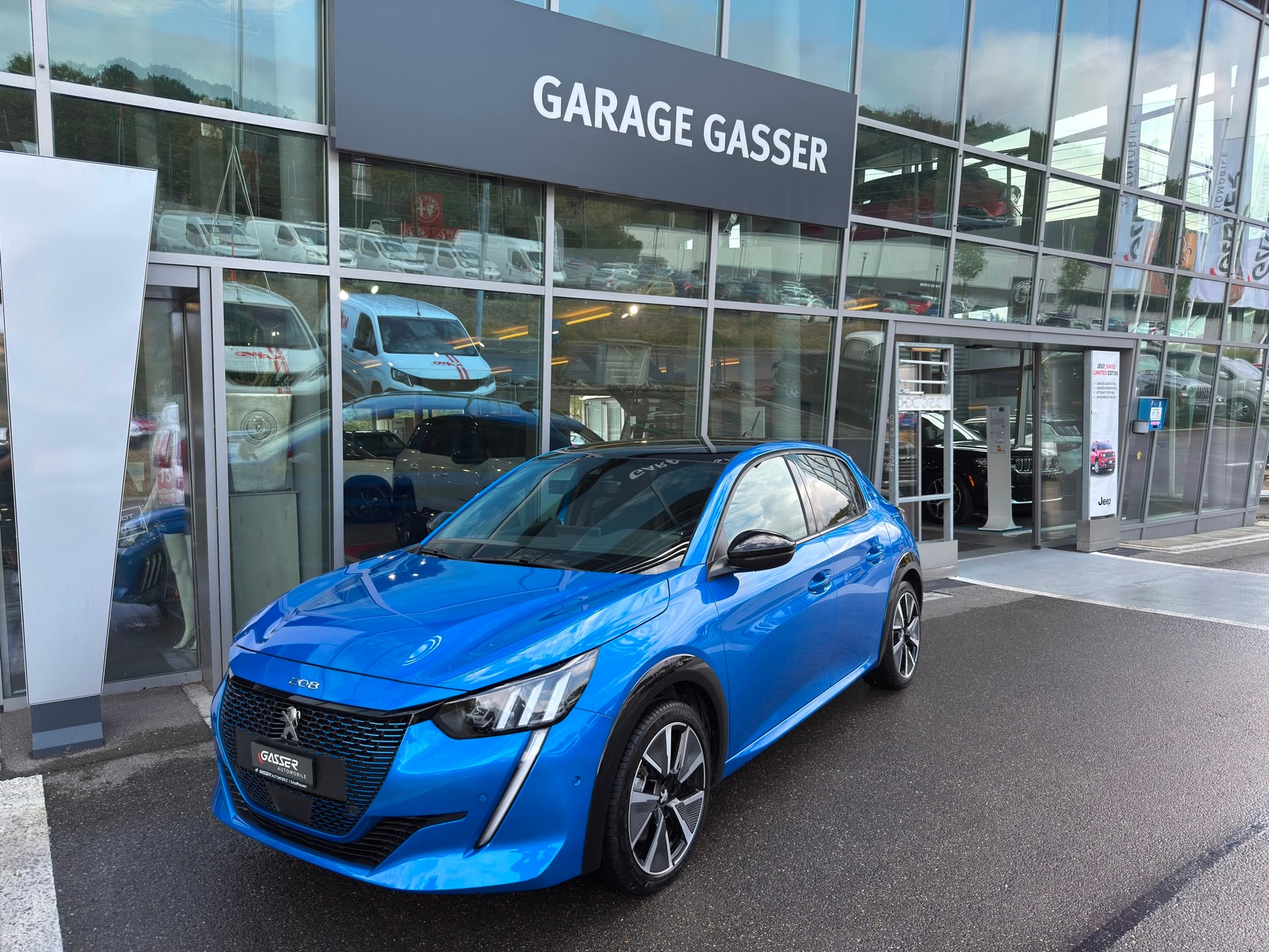 PEUGEOT 208 Elektrik GT Pack-image-0