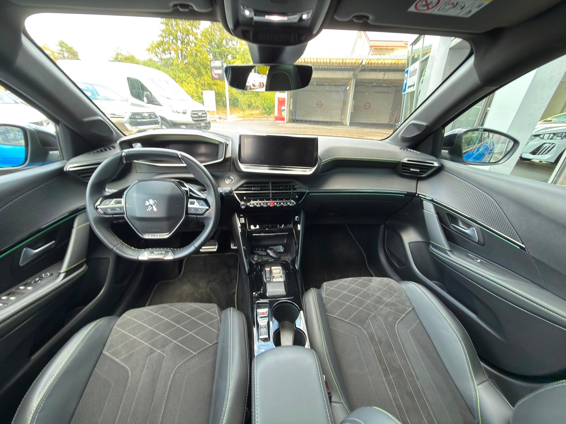 PEUGEOT 208 Elektrik GT Pack-image-5