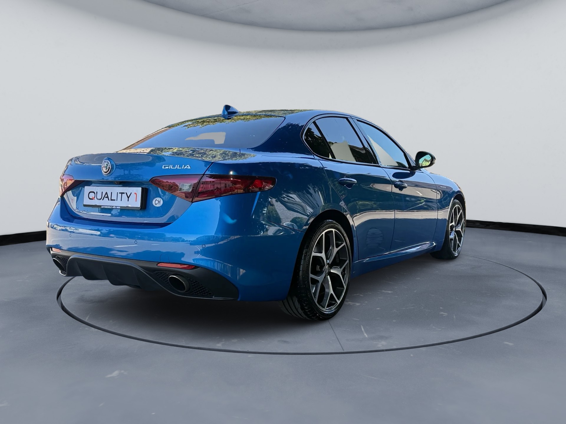 ALFA ROMEO Giulia 2.0 Veloce Q4 Automatic-image-4