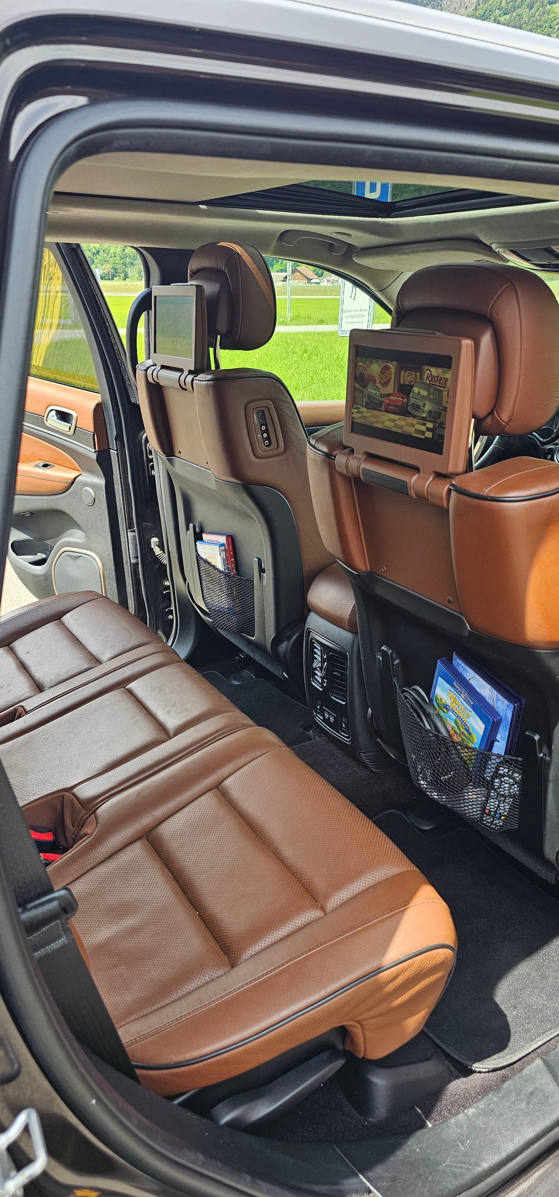 JEEP Summit-image-3