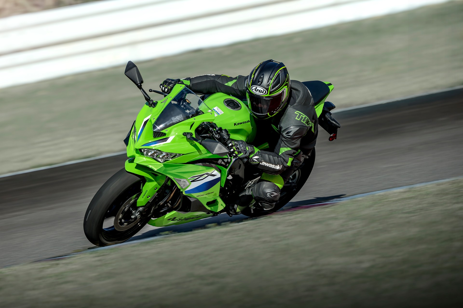 KAWASAKI Ninja ZX-4RR (35kW)-image-4