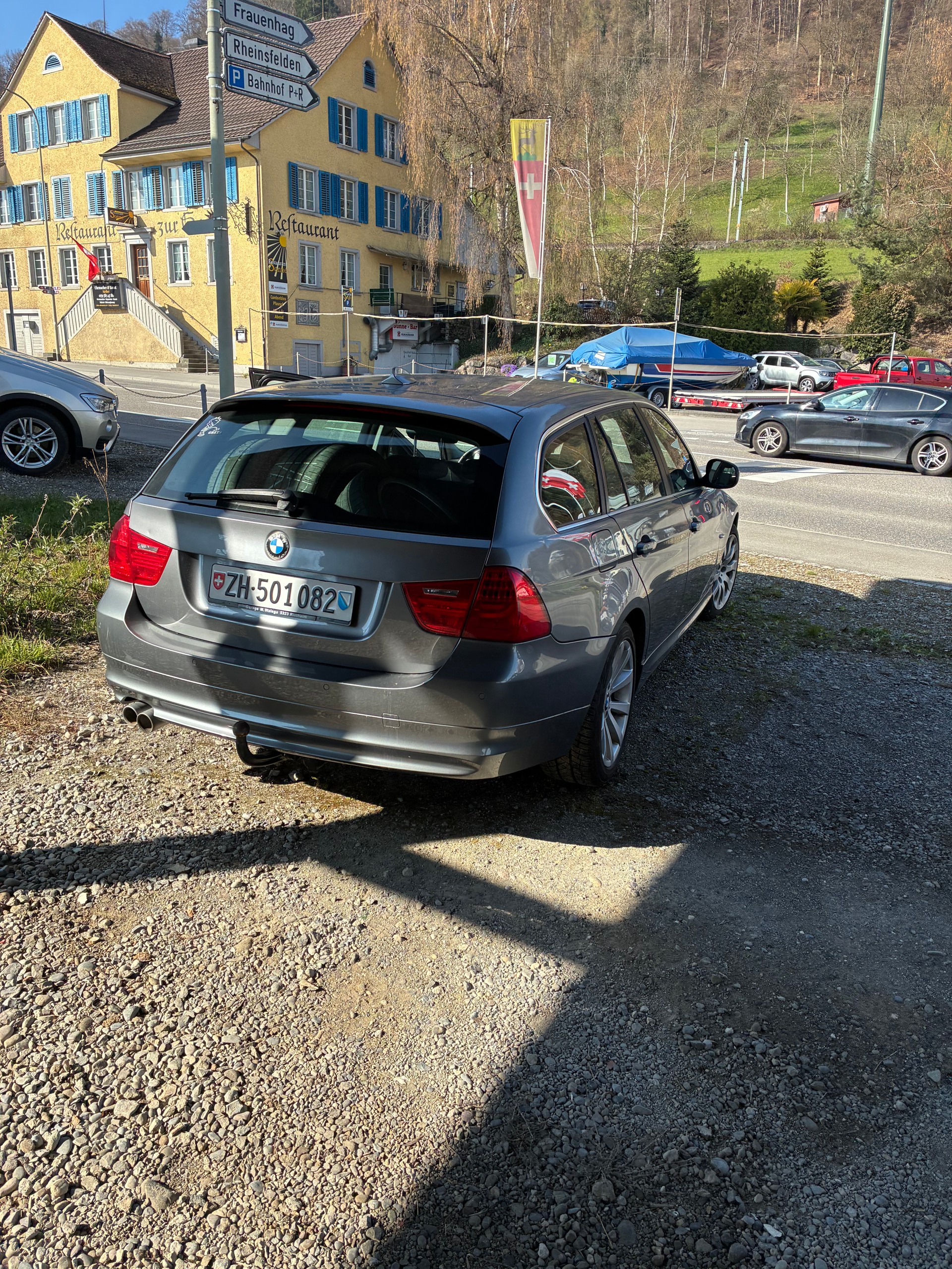 BMW 330d xDrive-image-5