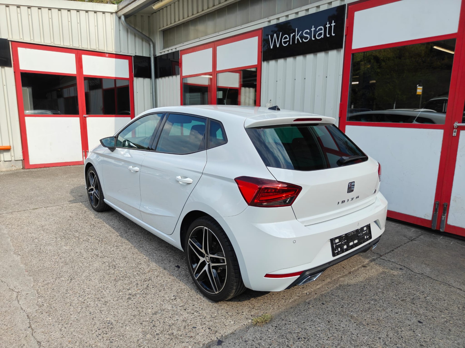 SEAT Ibiza 1.0 EcoTSI Style DSG-image-3