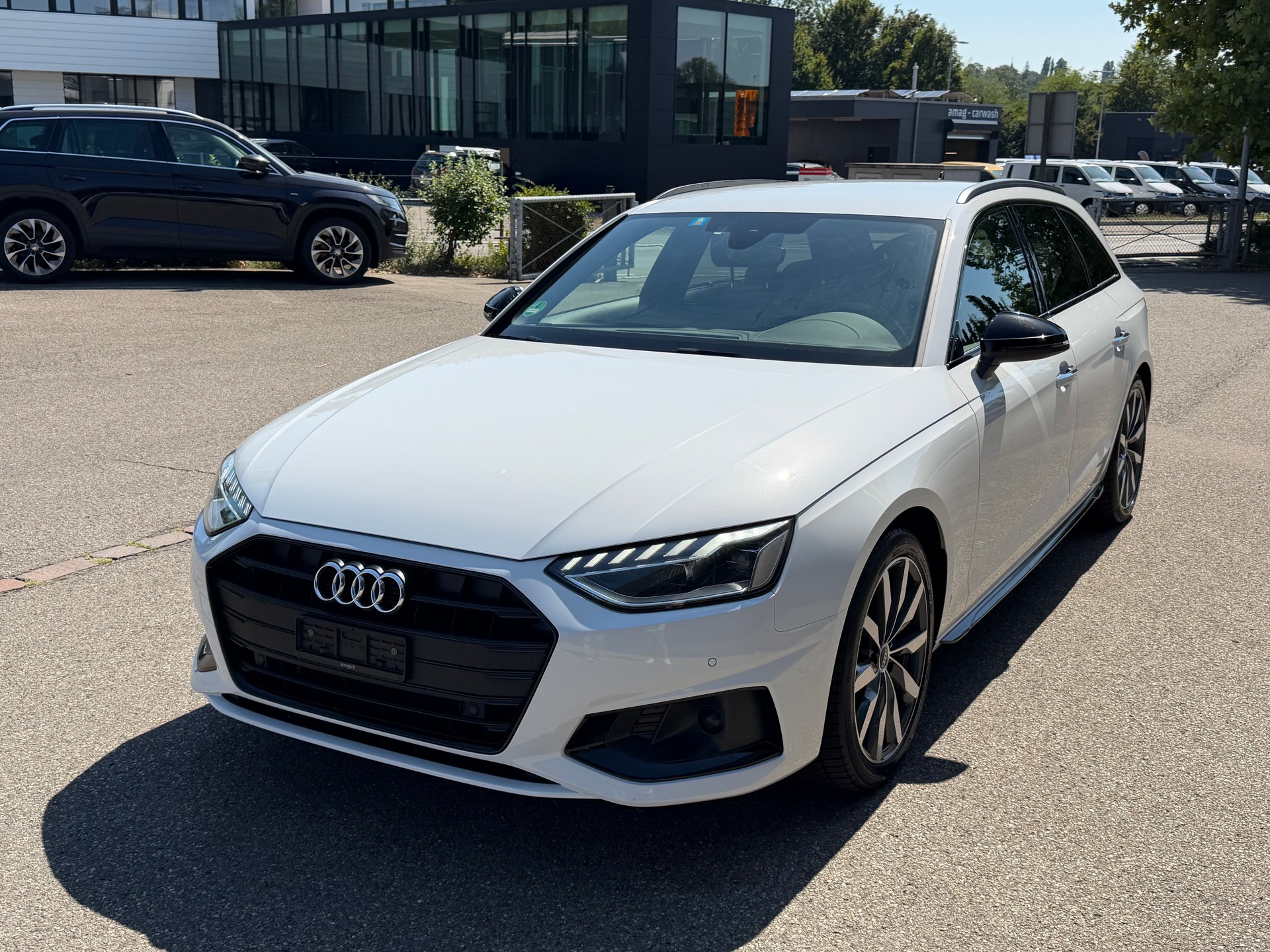 AUDI A4 Avant 35 TDI advanced Attraction S-tronic-image-0