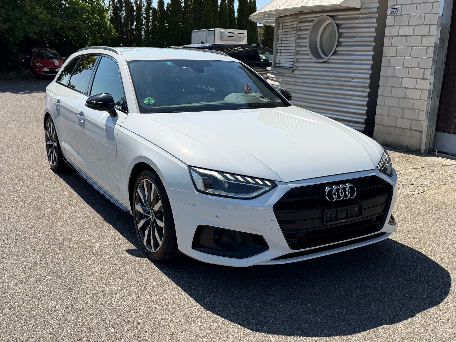 AUDI A4 Avant 35 TDI advanced Attraction S-tronic-image-2