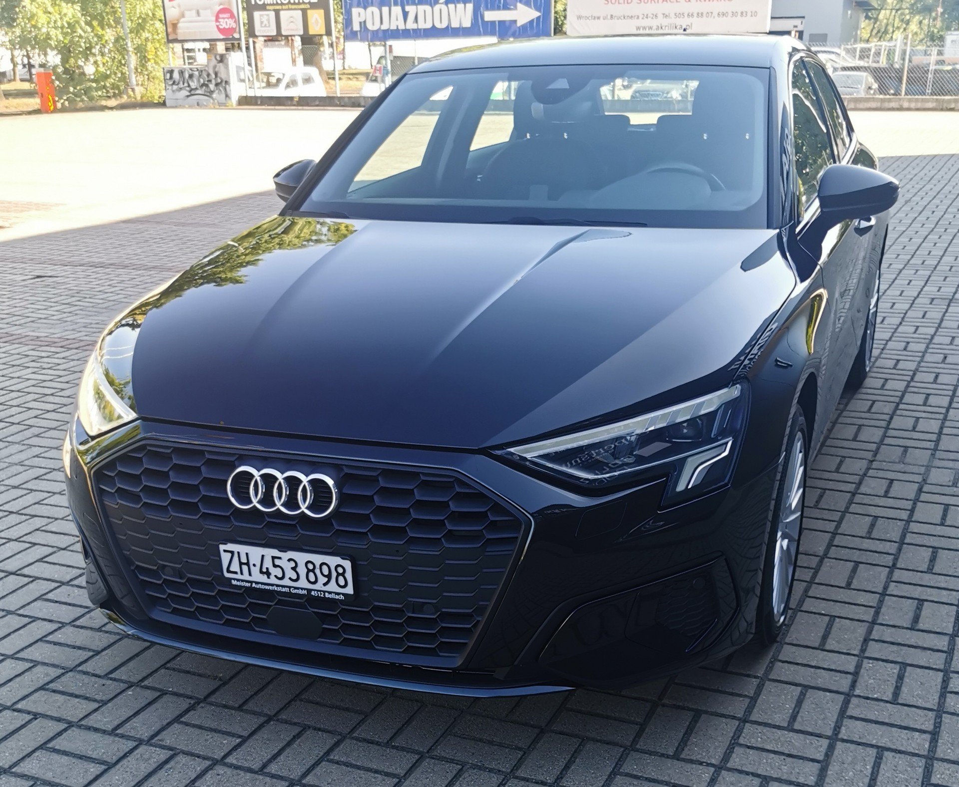 AUDI 2.0 40 TFSI Advanced quattro S-Tronic-image-2
