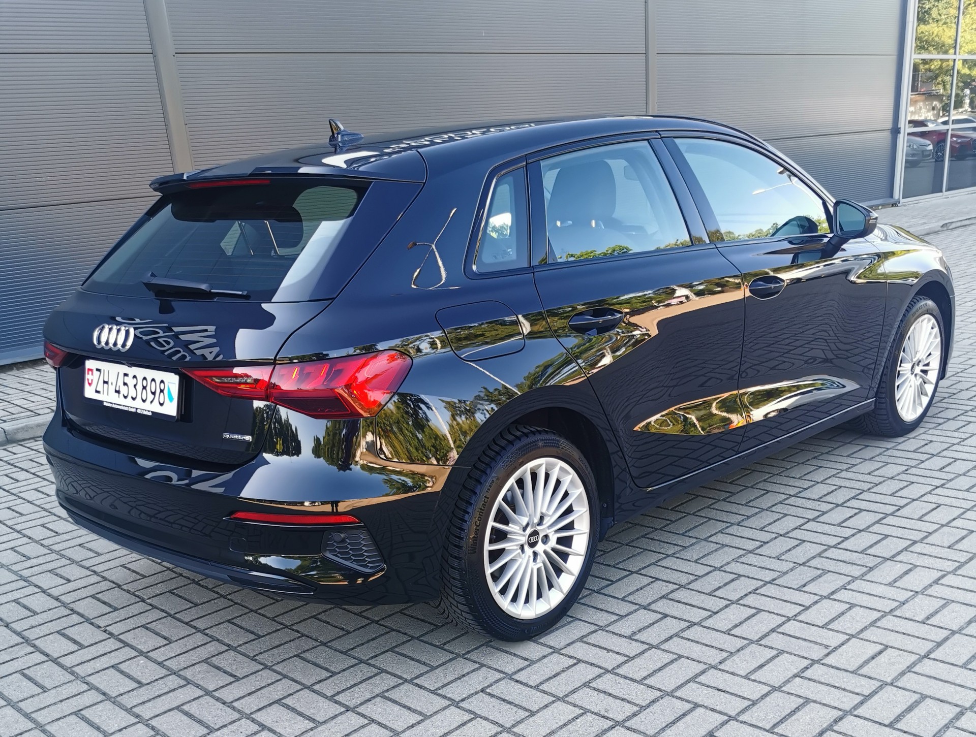 AUDI 2.0 40 TFSI Advanced quattro S-Tronic-image-4