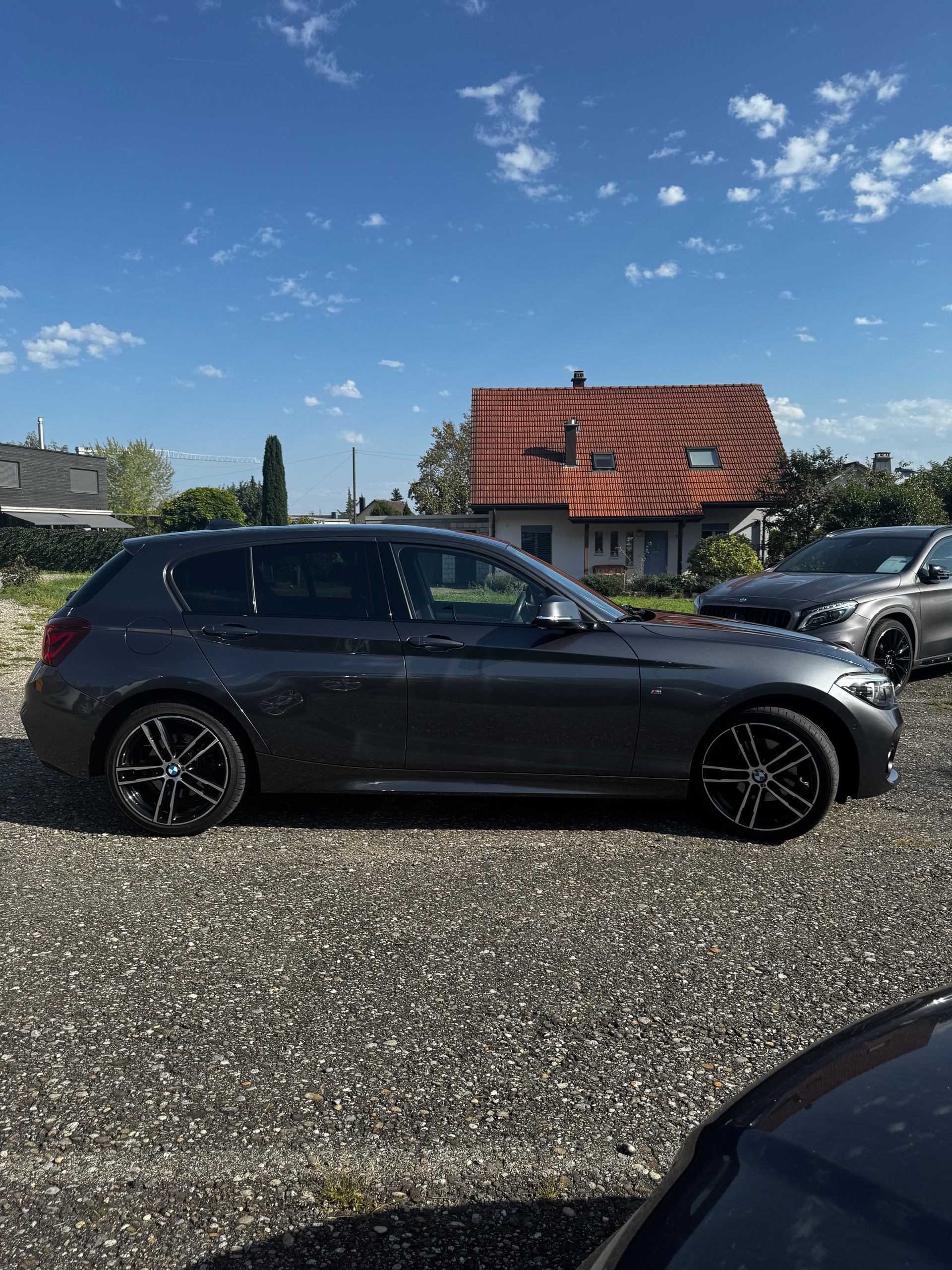 BMW 120d xDrive SAG (FACELIFT und FIXPREIS)-image-4