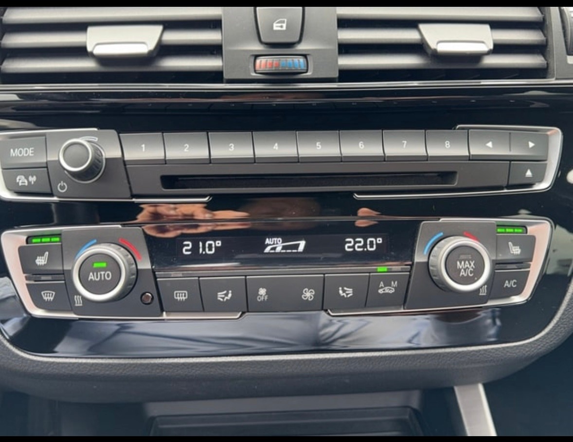 BMW 120d xDrive SAG (FACELIFT)-image-2