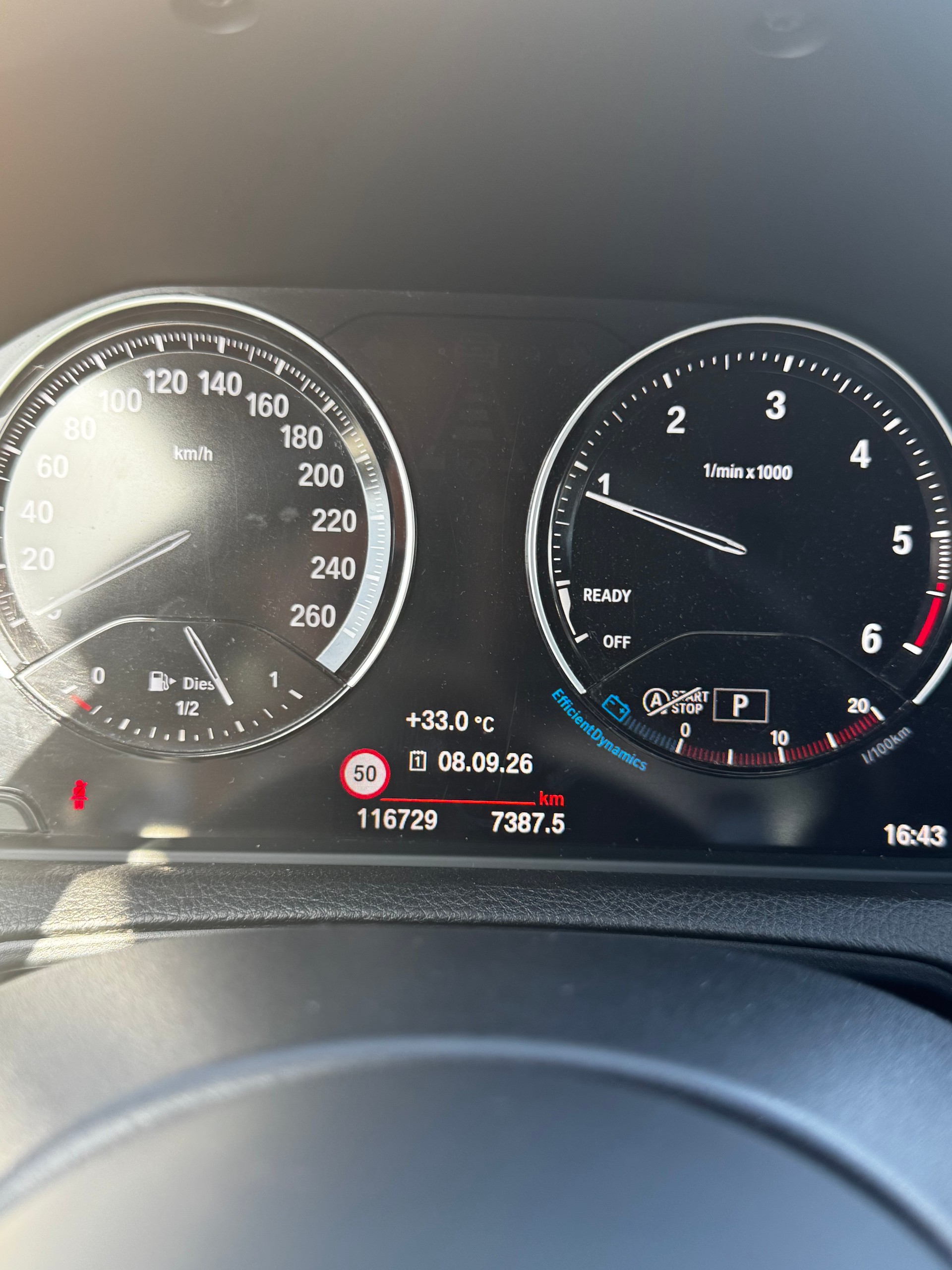 BMW 120d xDrive SAG (FACELIFT und FIXPREIS)-image-11