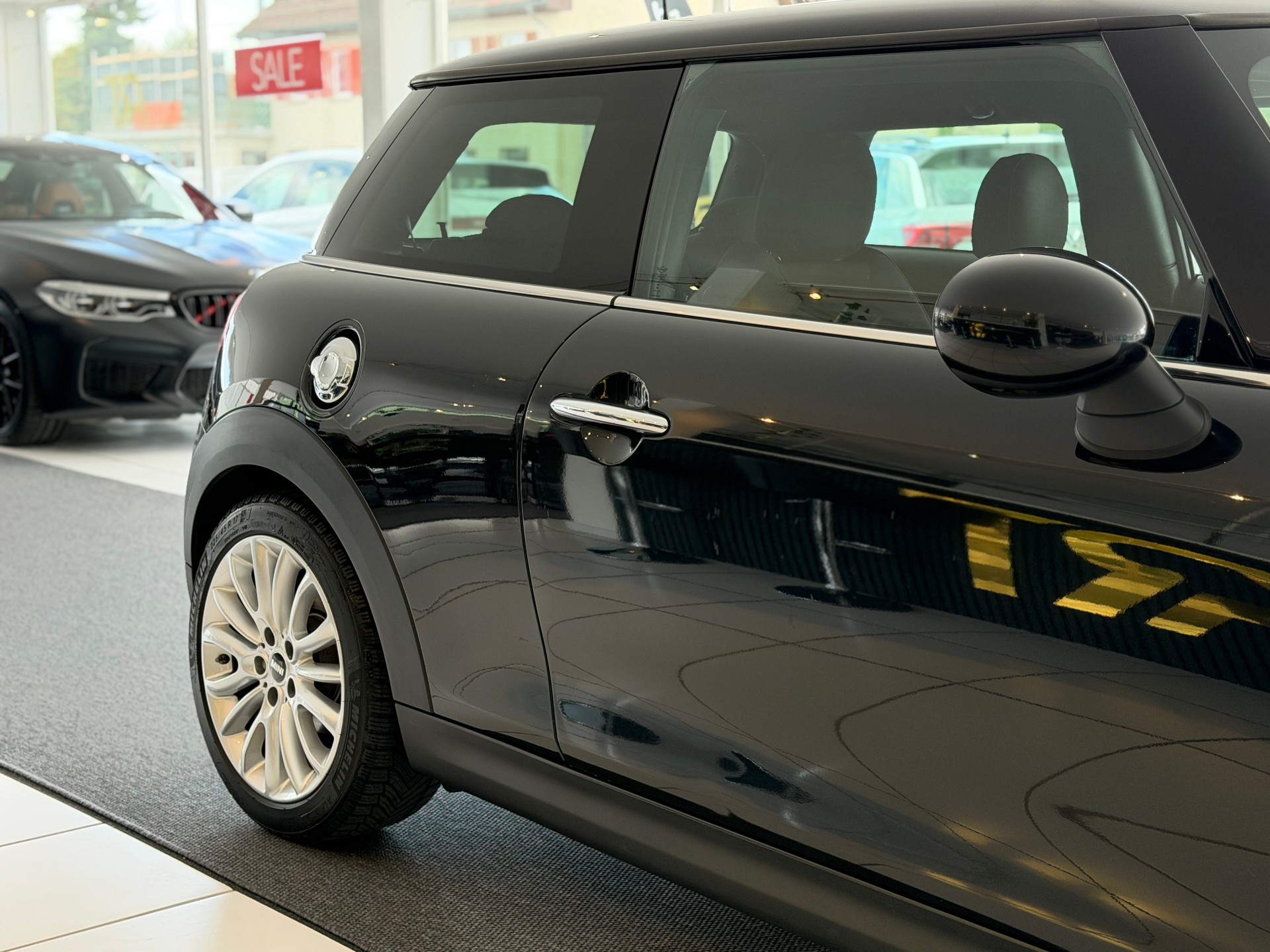 MINI Cooper S JCW Steptronic **Frisch ab MFK & Service**-image-5