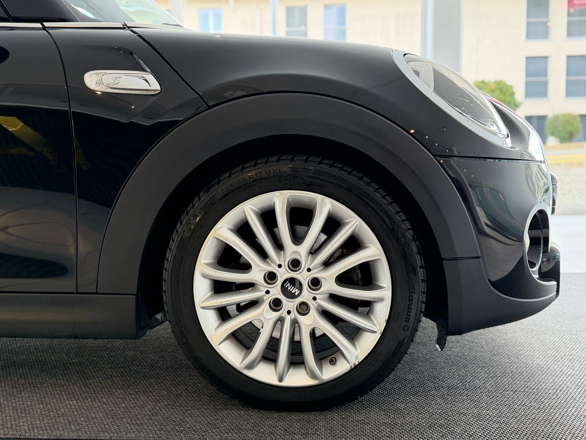 MINI Cooper S JCW Steptronic **Frisch ab MFK & Service**-image-4