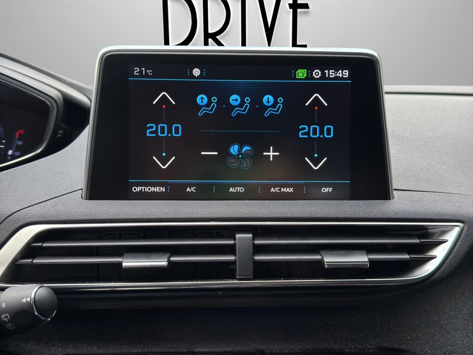 PEUGEOT 3008 1.5 BlueHDi Allure EAT-image-14