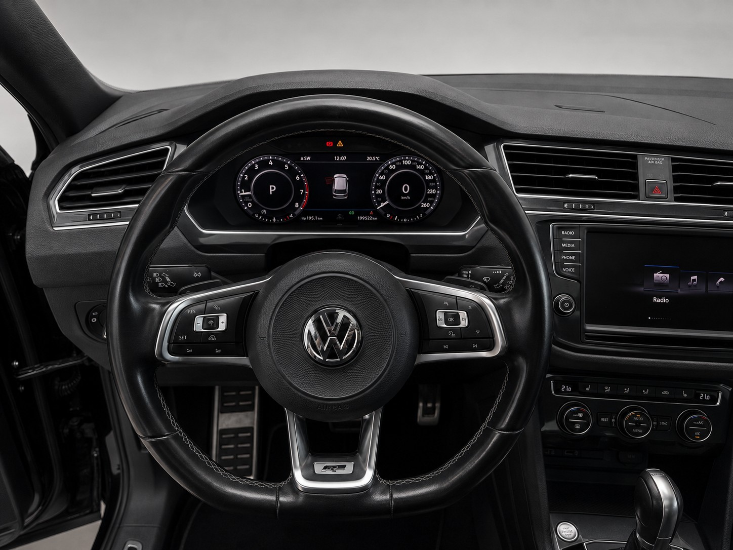 VW Tiguan 2.0TSI R-Line 4Motion (CH)-image-20