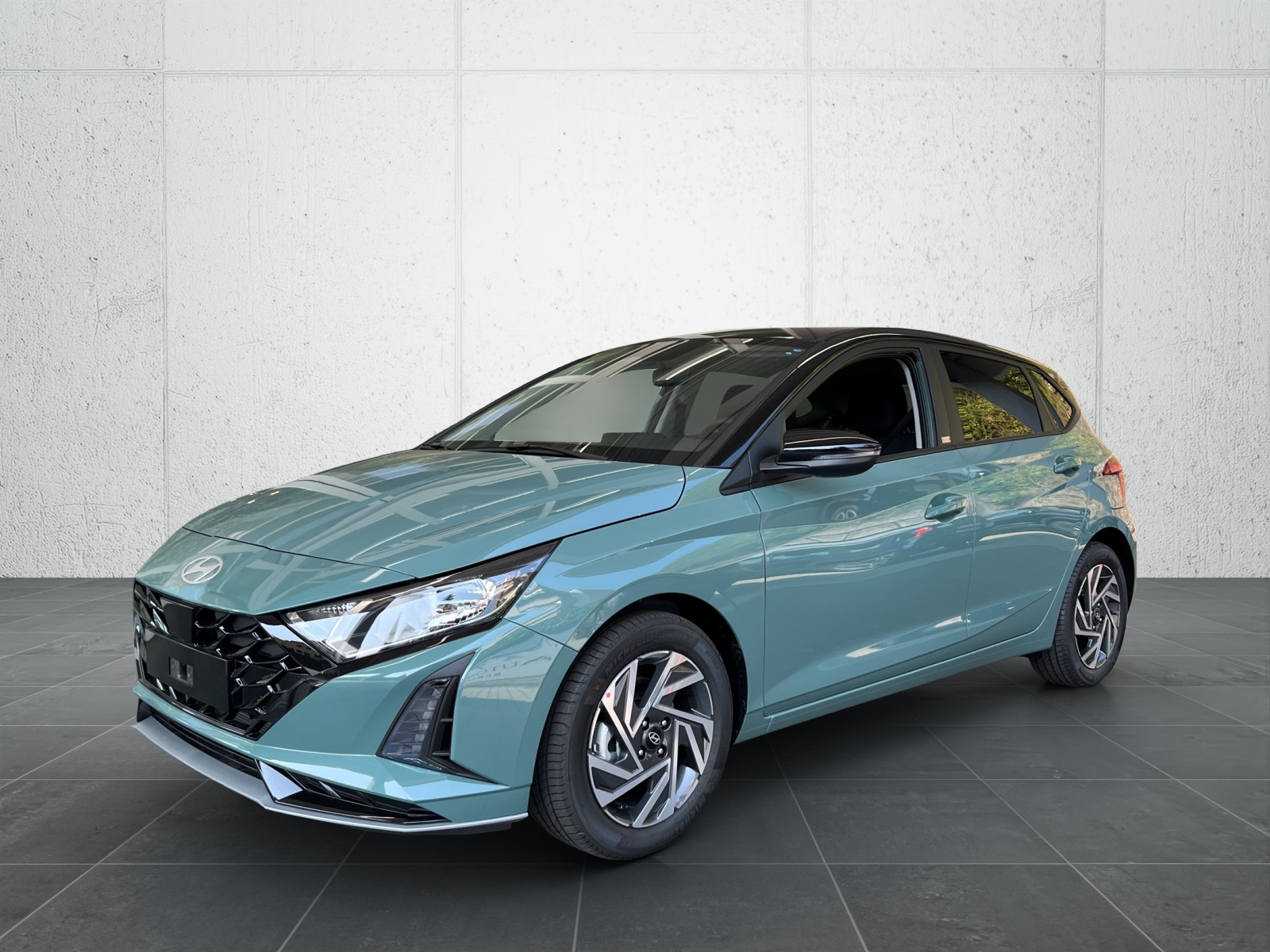 HYUNDAI i20 1.0 T-GDi Amplia GO! DCT — slika 1