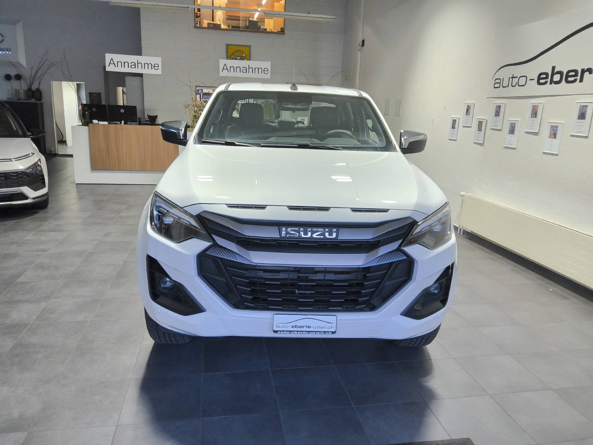 ISUZU D-Max Space Pick-up 2.2 DDi Prestige 4x4-image-3