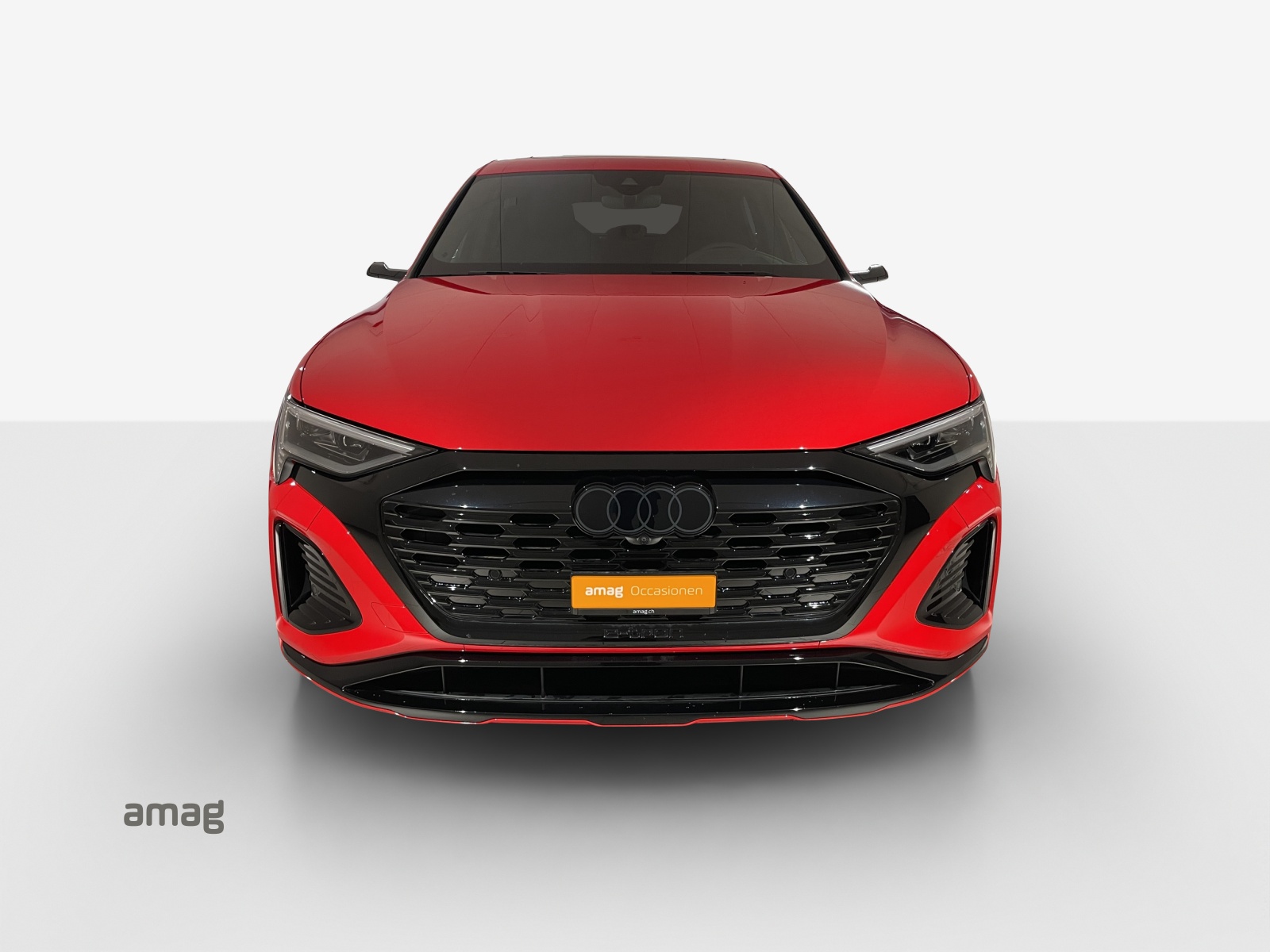 AUDI Q8 Sportback 55 e-tron S line quattro-image-5