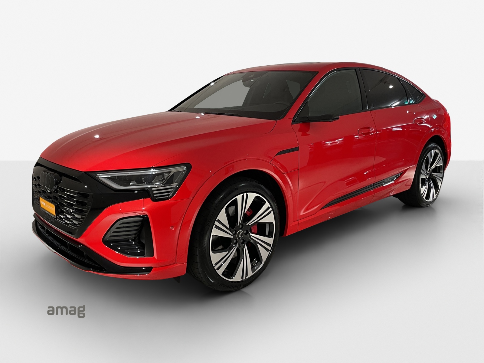 AUDI Q8 Sportback 55 e-tron S line quattro-image-0