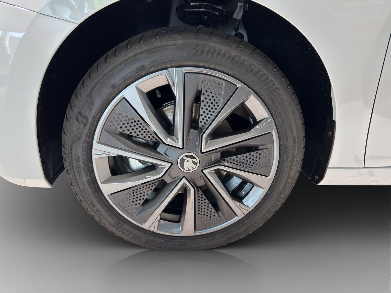 SKODA Fabia 1.5 TSI Dynamic DSG-image-13