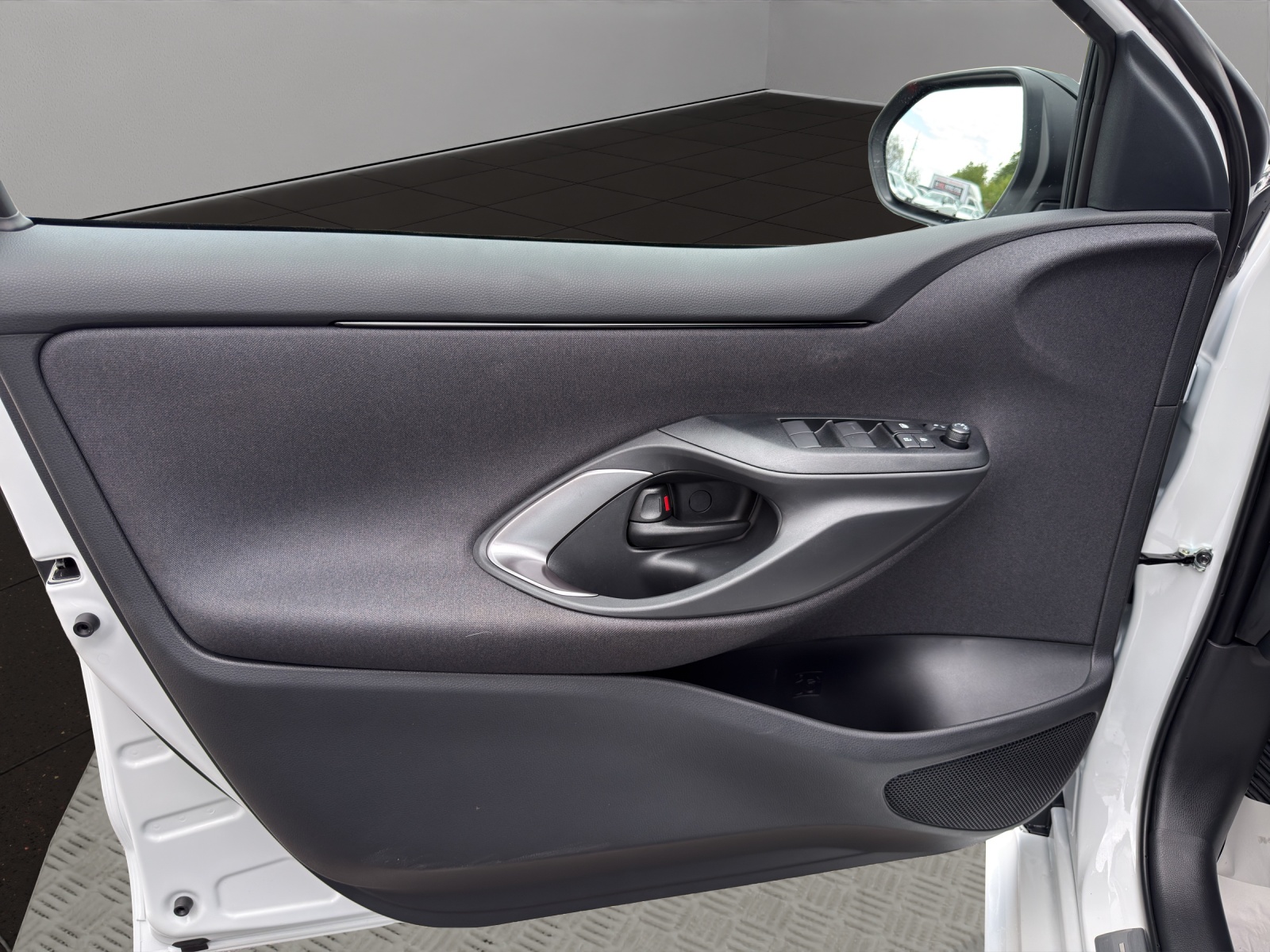 TOYOTA Yaris 1.5 GR Sport e-CVT (10 STÜCK)-image-11