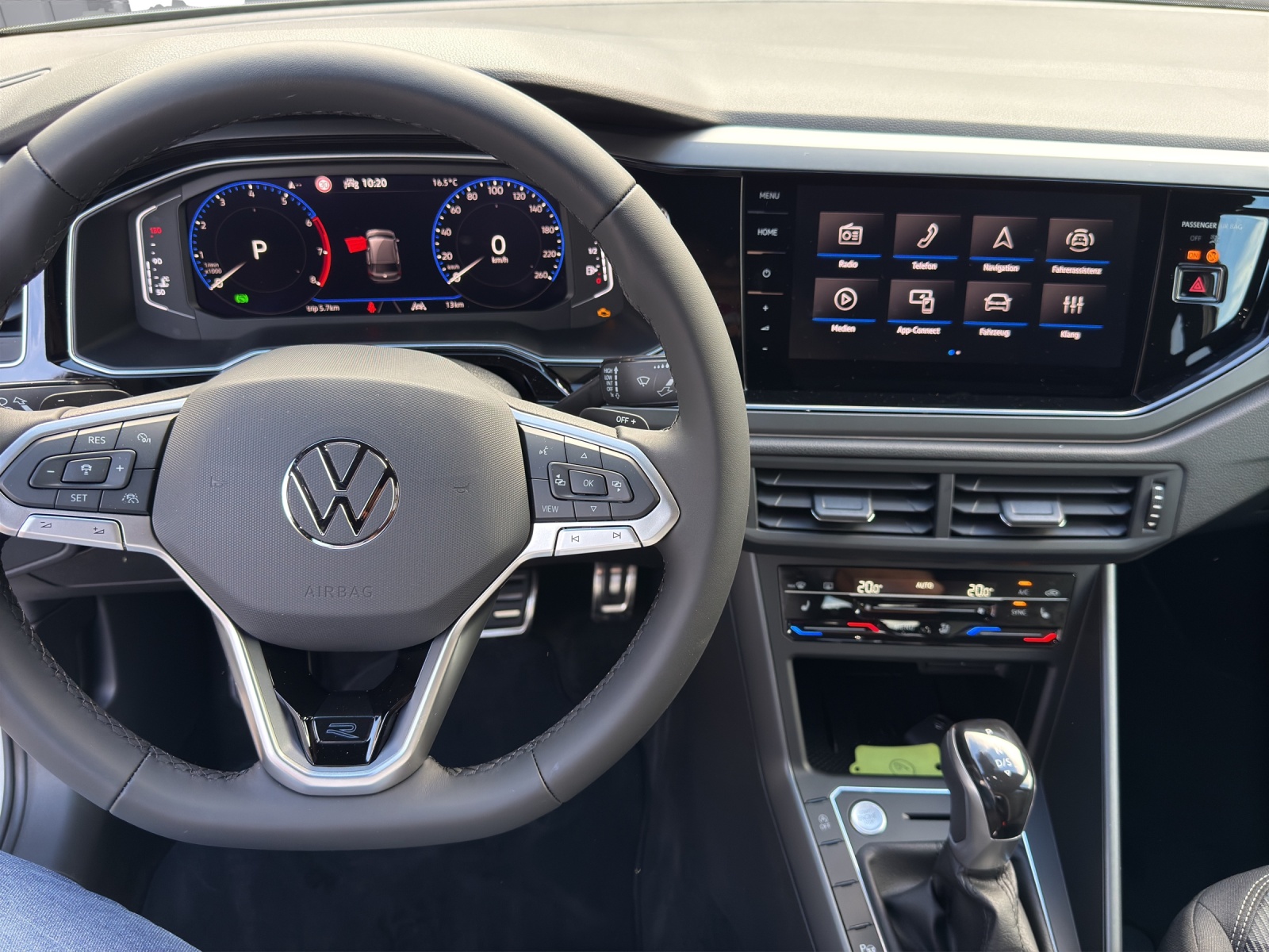 VW Polo 1.0 TSI R-Line DSG-image-11