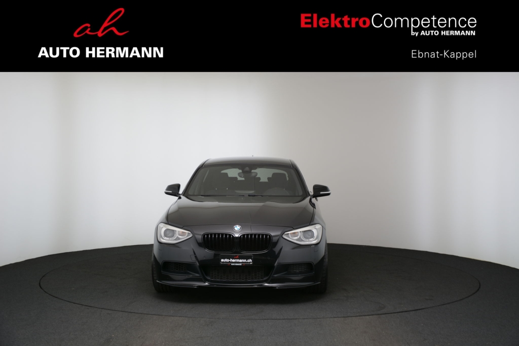 BMW M135i xDrive Steptronic-image-1