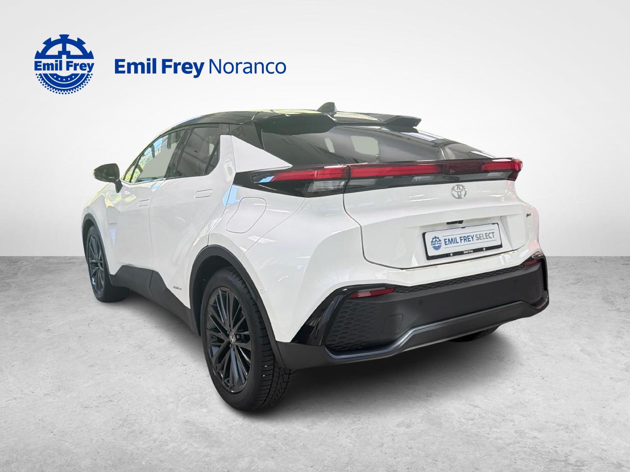 TOYOTA C-HR 2.0 HEV Style 4x4 - Ruote e servizi inclusi-image-2