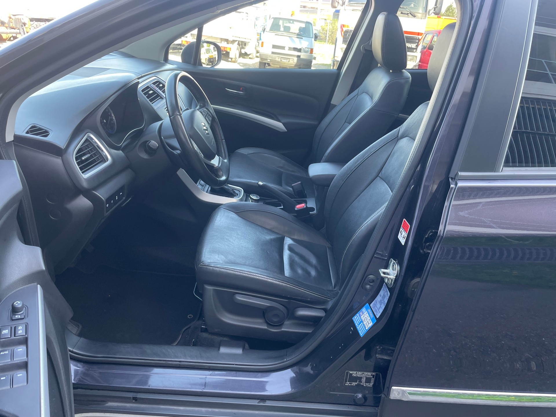 SUZUKI SX4 S-Cross 1.6 16V GL Top 4WD CVT7-image-10