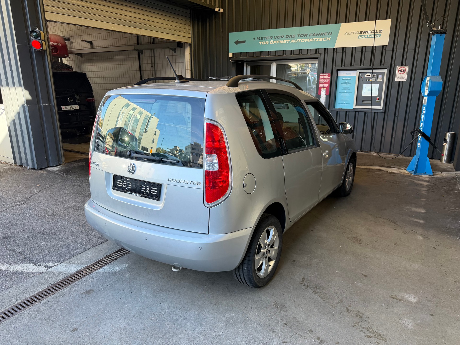 SKODA Roomster 1.2 TSI Ambition DSG-image-3