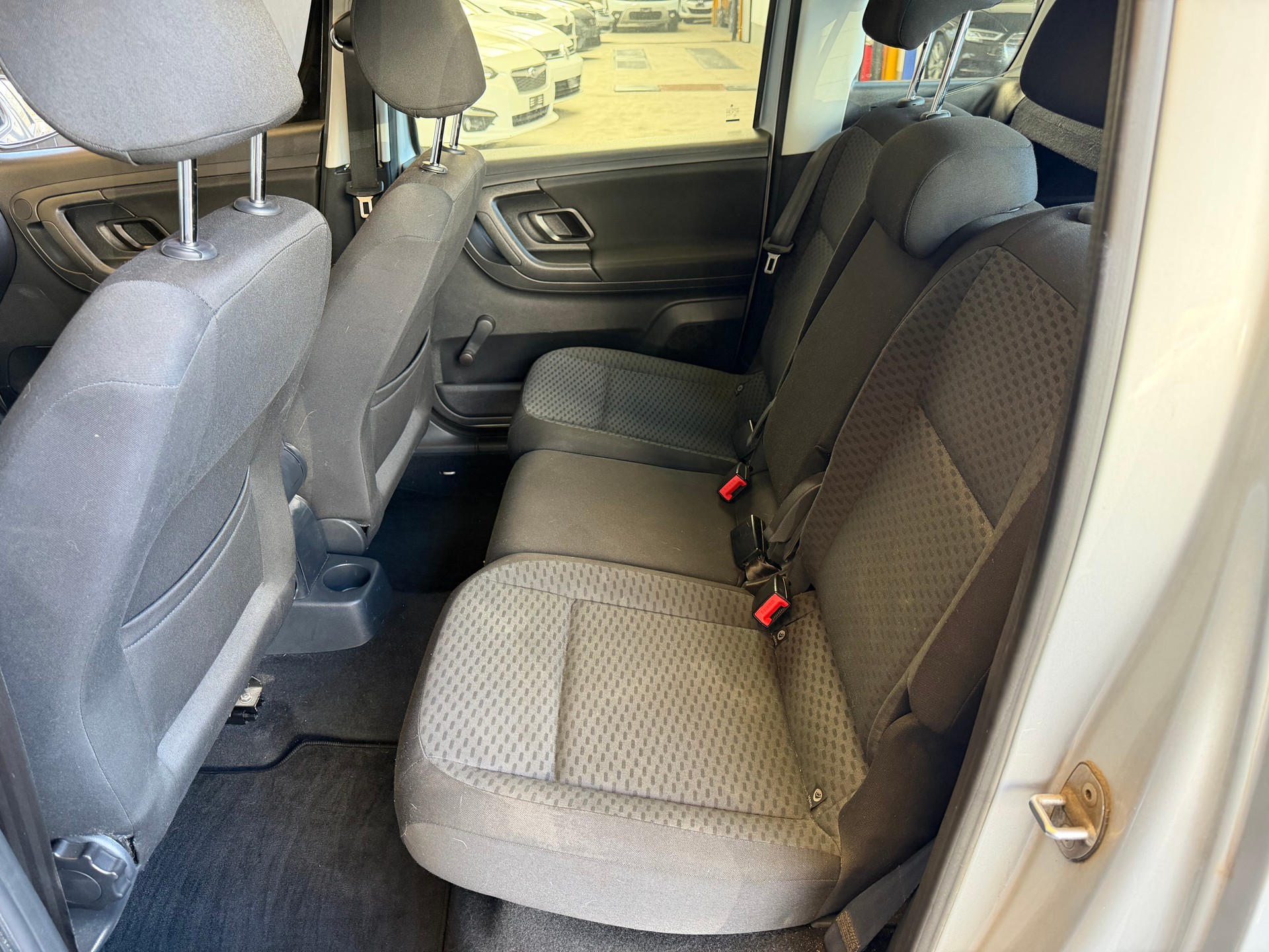 SKODA Roomster 1.2 TSI Ambition DSG-image-8