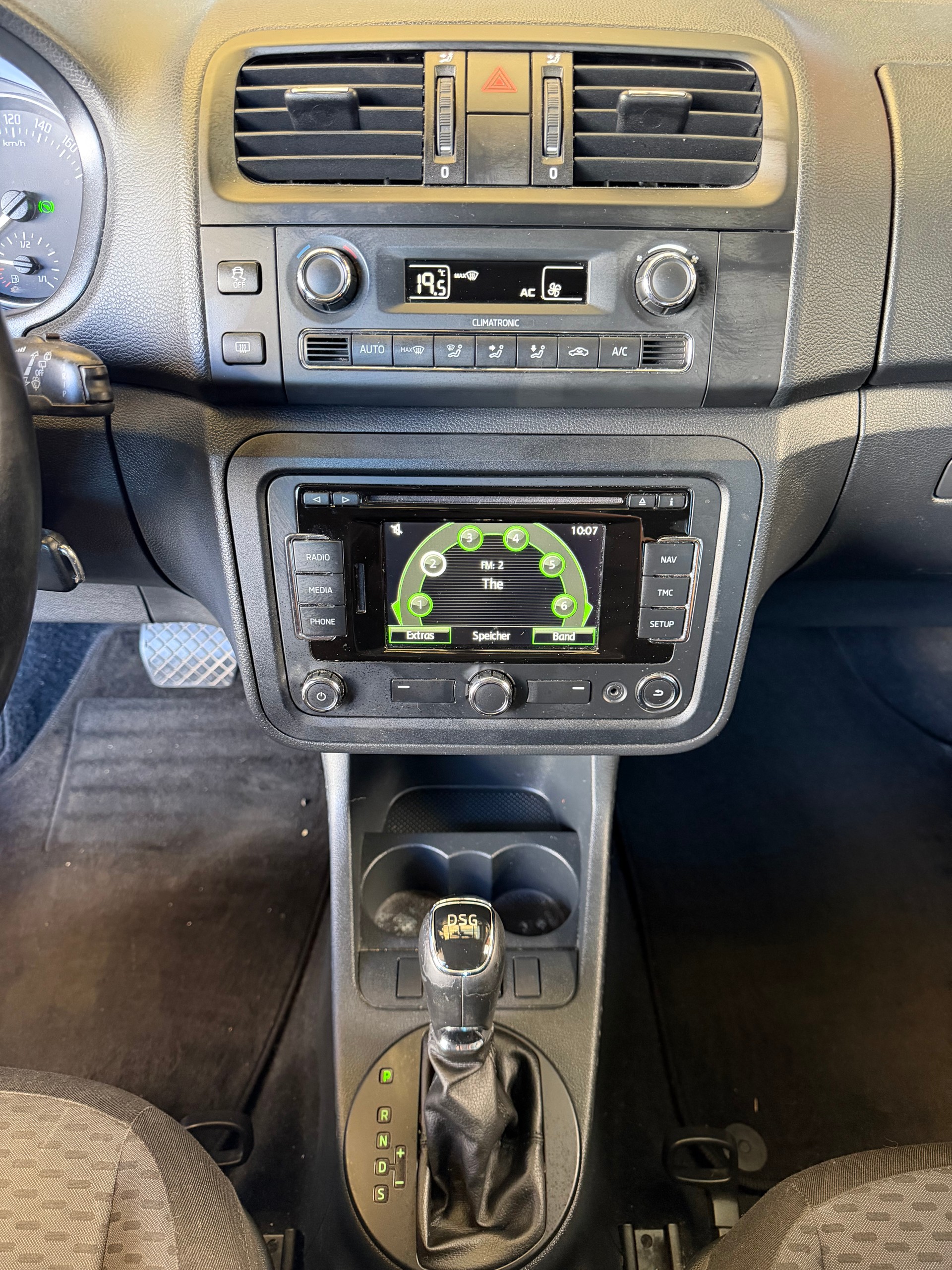 SKODA Roomster 1.2 TSI Ambition DSG-image-5