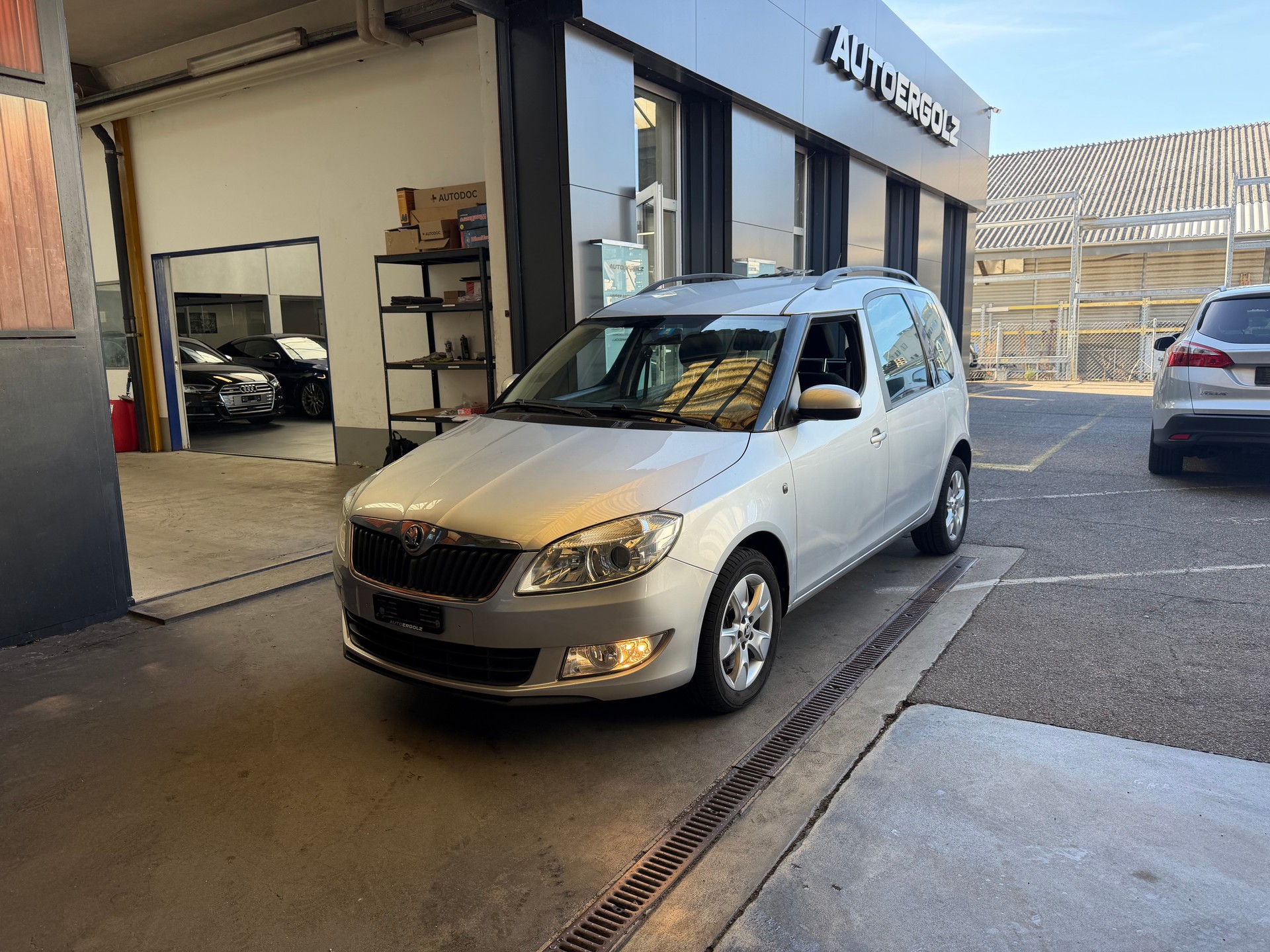 SKODA Roomster 1.2 TSI Ambition DSG-image-0
