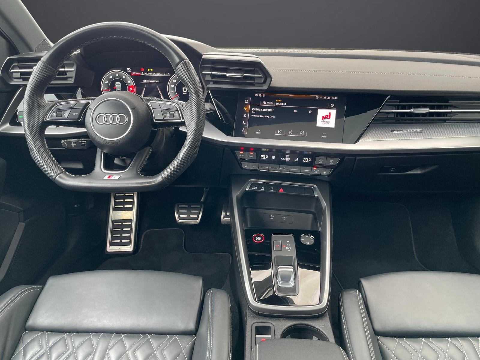 AUDI S3 Sportback 2.0 TFSI quattro S-Tronic-image-6